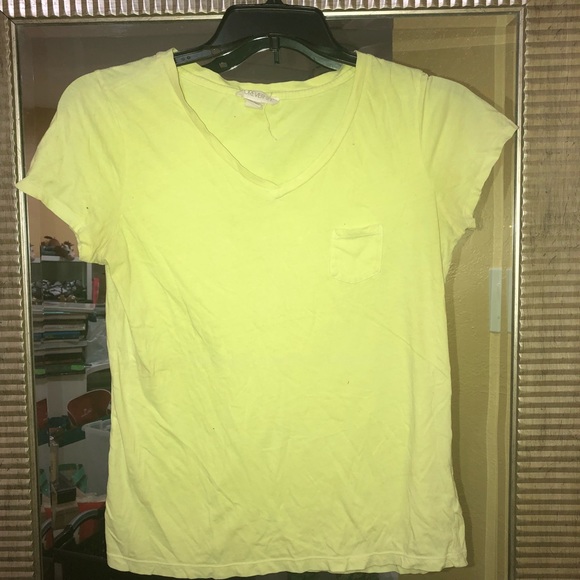 Basic Neon V-Neck - Picture 1 of 2